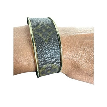 Channel Cuff Bracelet