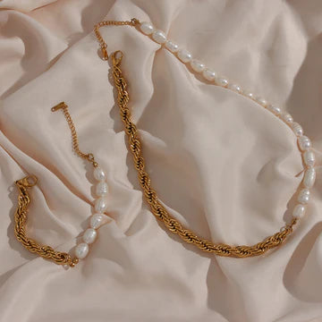 Twist Chain and Fresh Water Pearl Splicing Bracelet - Waterproof