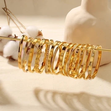 Gold Bangles CZ Clover - Waterproof